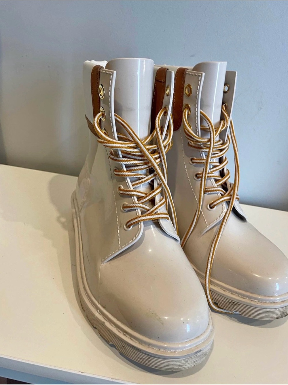 See By Chloe boots  US 7